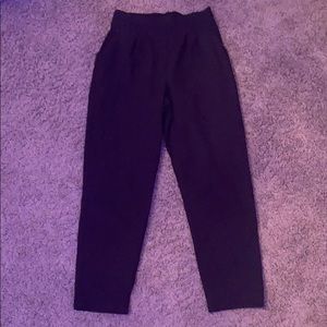 black lulu essential high rise trouser 25”